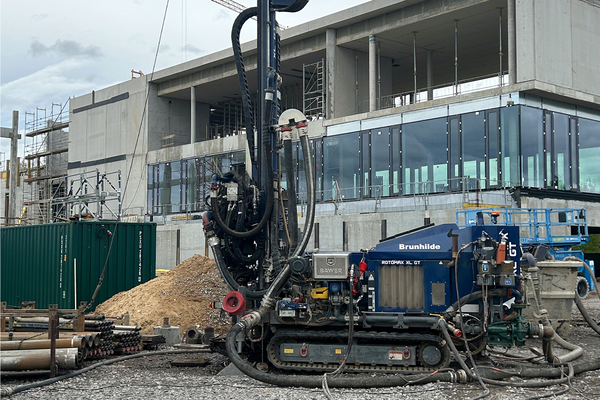 Geothermie-Anlage Doppelkopfbohrgerät für Geothermie- und Brunnenbohrungen