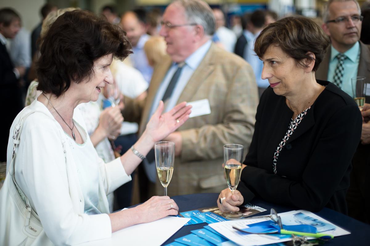 Eröffnung des Graduiertenzentrums (Foto: Robert Weinhold) Dr. Eva-Maria Stange und Rektorin Prof. Gesine Grande.